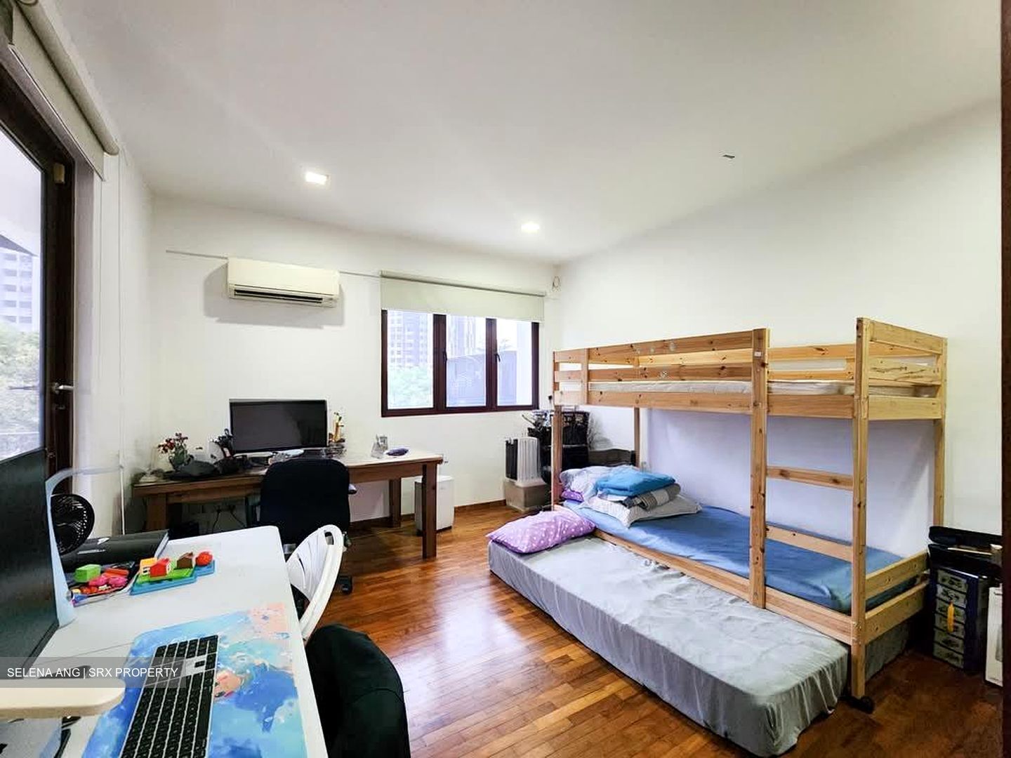 Bartley Villas (D19), Terrace #576290351